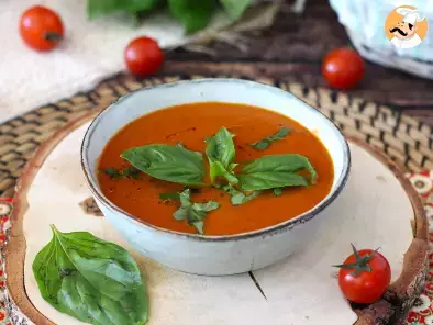 Tomato & basil soup