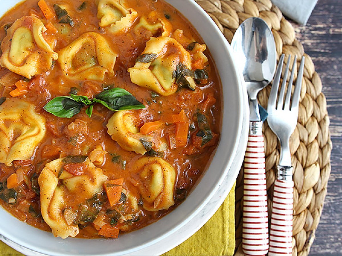 Tortellini soup