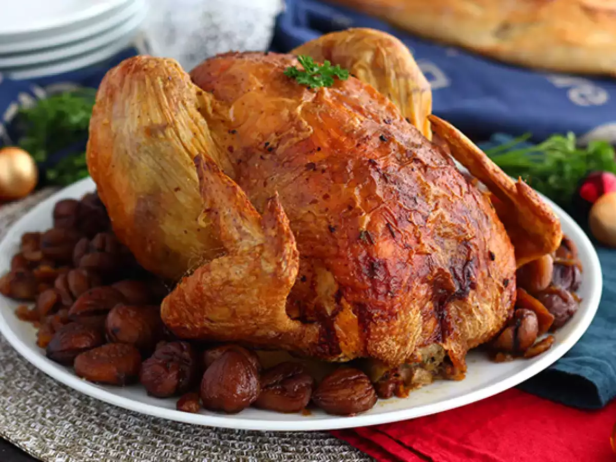 Traditional capon with chestnuts - photo 3