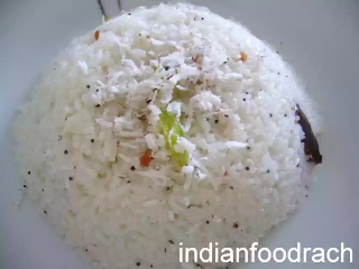 Traditional coconut rice( thengai sadam/ thengina anna)
