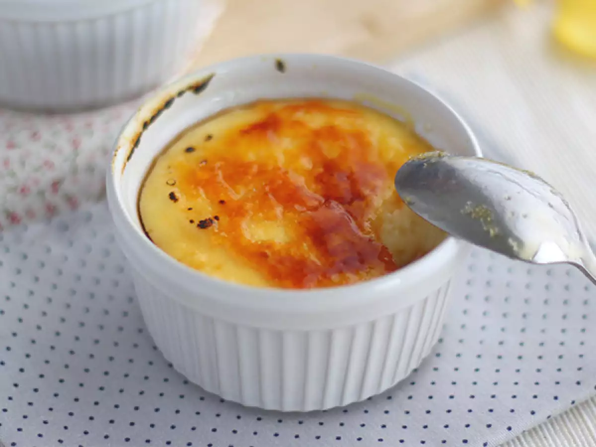 Traditional crema catalana - photo 2