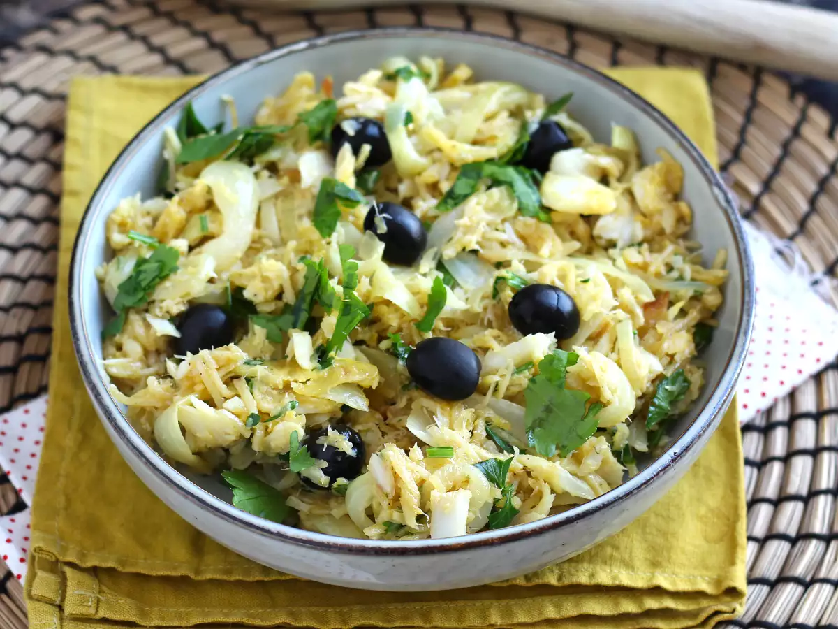 Traditional Portuguese Bacalhau à Brás: Easy and Delicious - photo 4