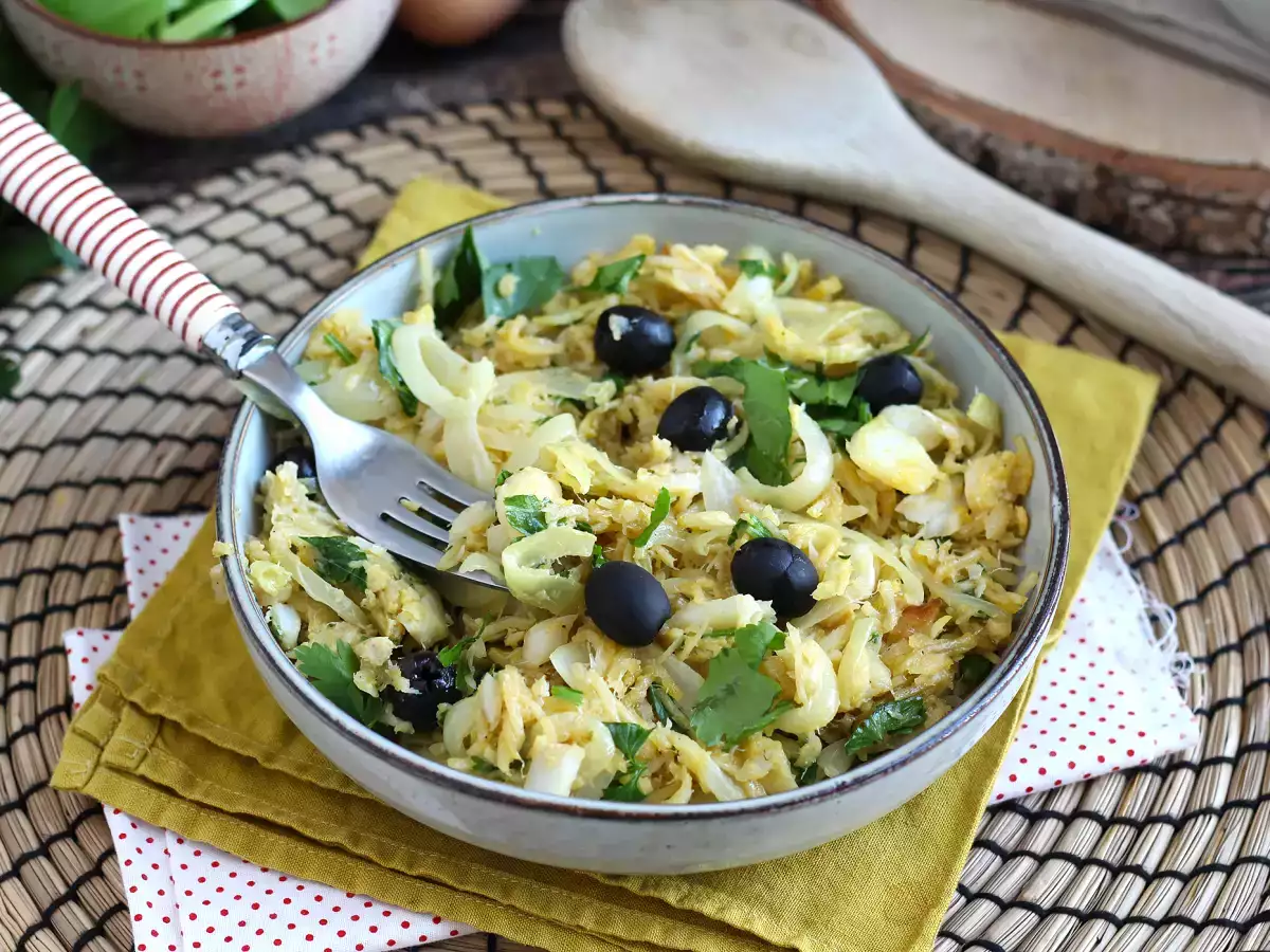 Traditional Portuguese Bacalhau à Brás: Easy and Delicious - photo 6