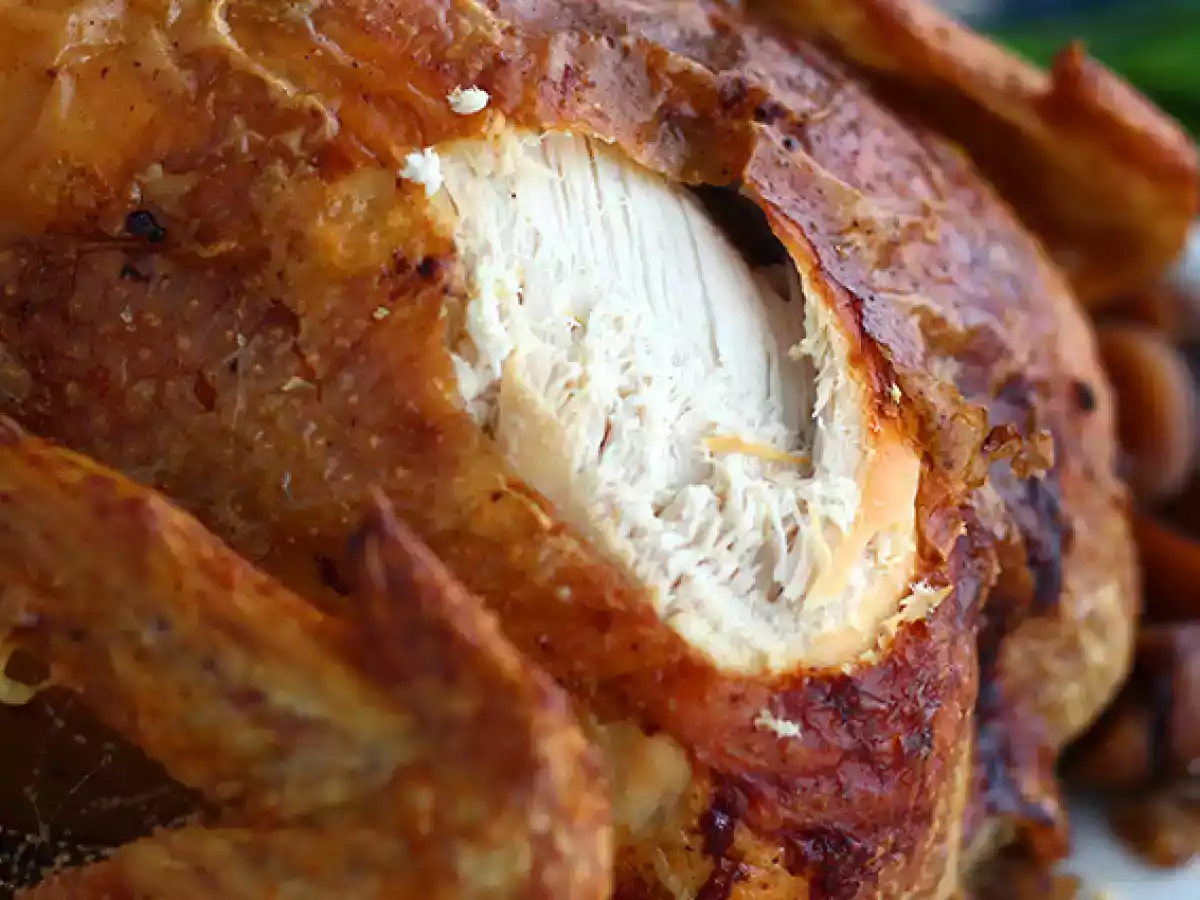 Traditional roasted capon with chestnuts - photo 5