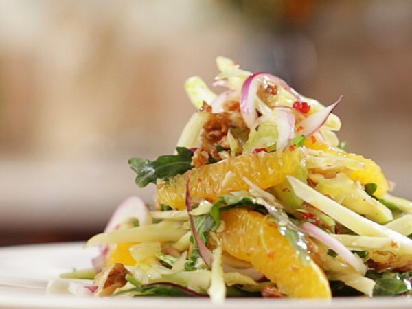 Traditional Tuscan Salad with Oranges, Walnuts and Fennel