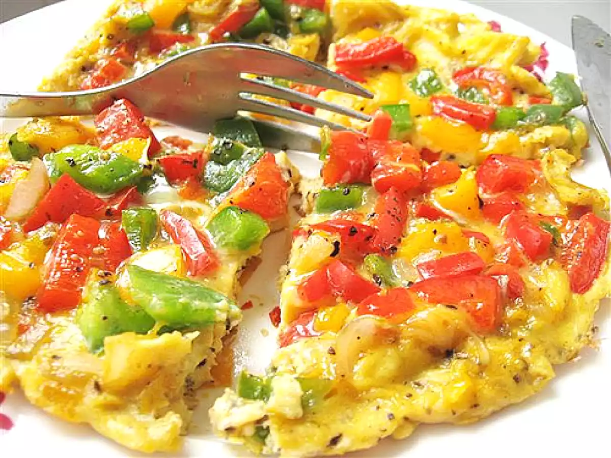 Tri-Color Bell Peppers Omelette