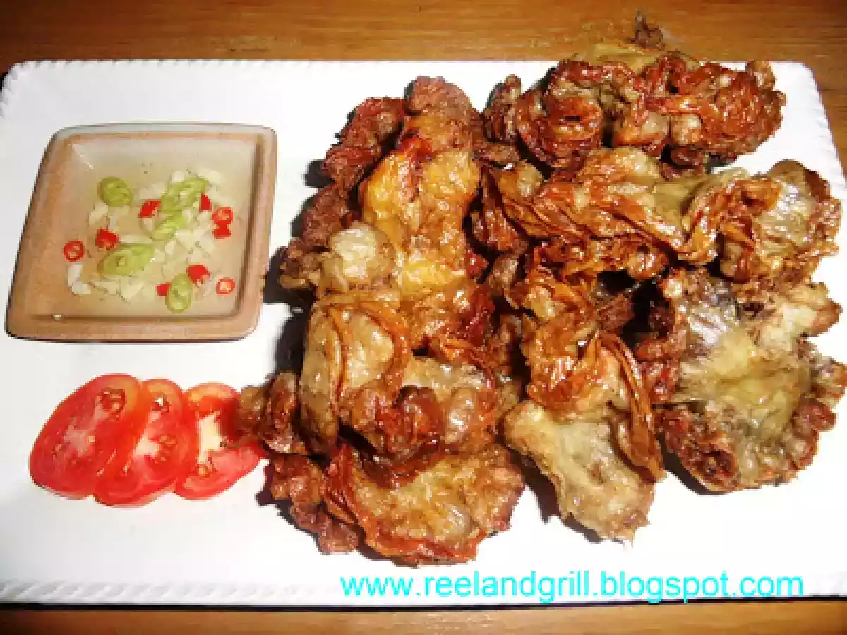 Tsitsaron or Chicharon Bulaklak (Deep Fried Pork Mesentery) - photo 2