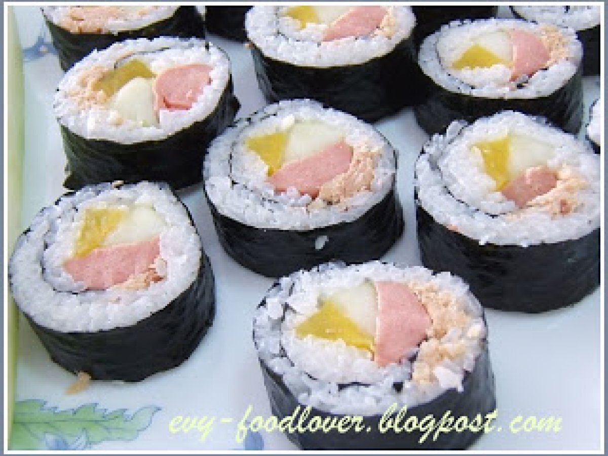 Tuna/Sausage Kimbap - photo 2