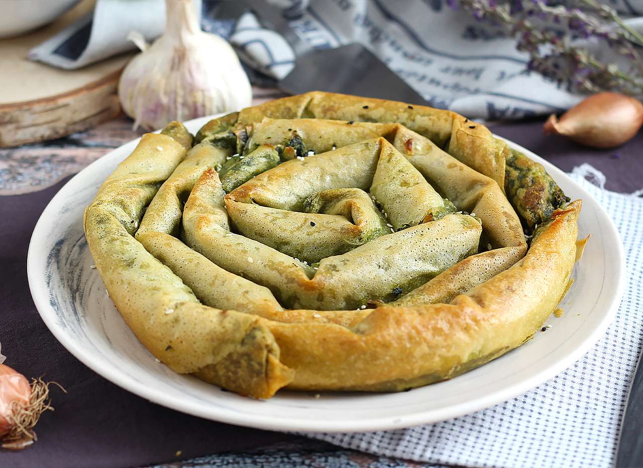 Börek recipe: crunchy filo stuffed with spinach & cheese
