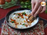 Turkish-style eggs on a yogurt base with spicy oil - çilbir, photo 2