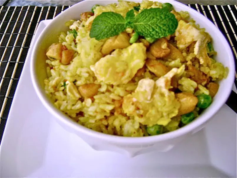 Turmeric Fried Rice (Nasi Goreng Kunyit) - photo 2