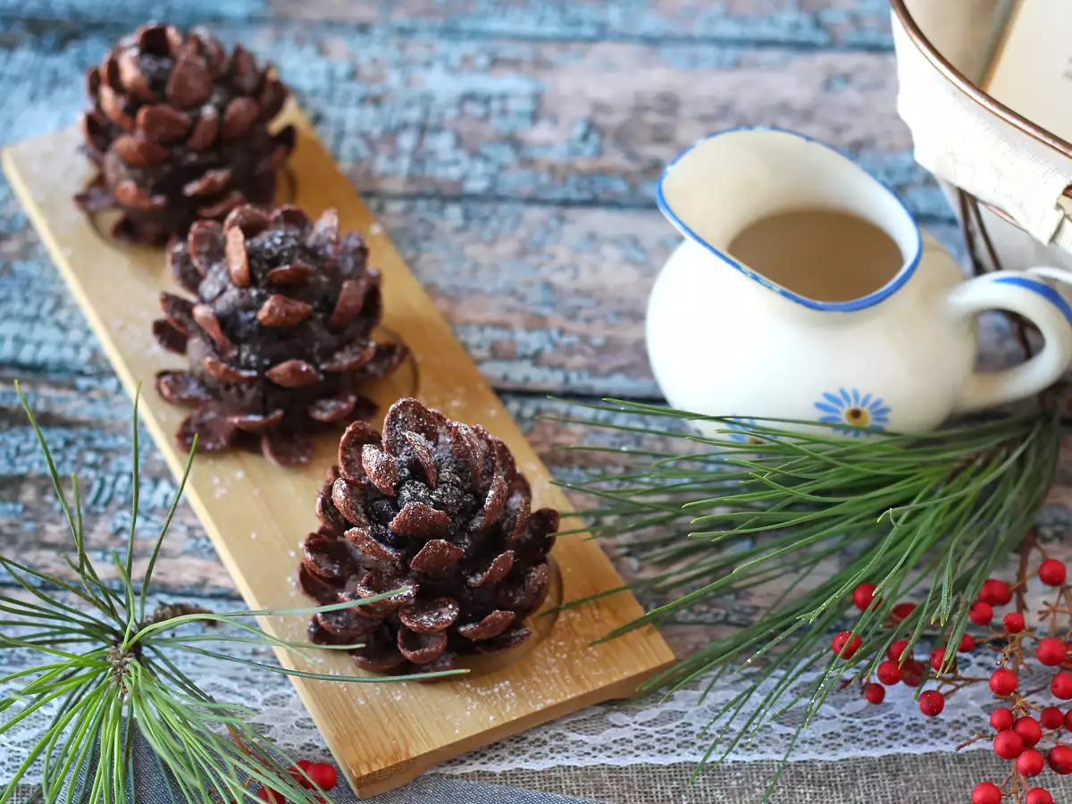 Turn your brownies into a chocolate pinecone! - photo 2