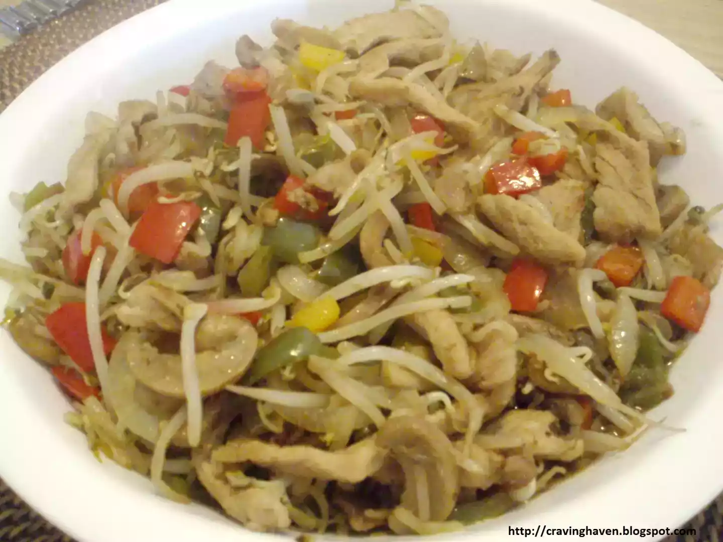 Twice-cooked pork with bean sprouts recipe: a tasty dinner