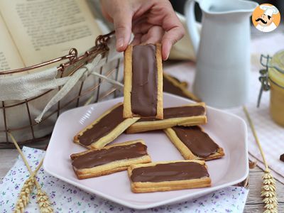 Twix cookies with caramel and milk chocolate - photo 3