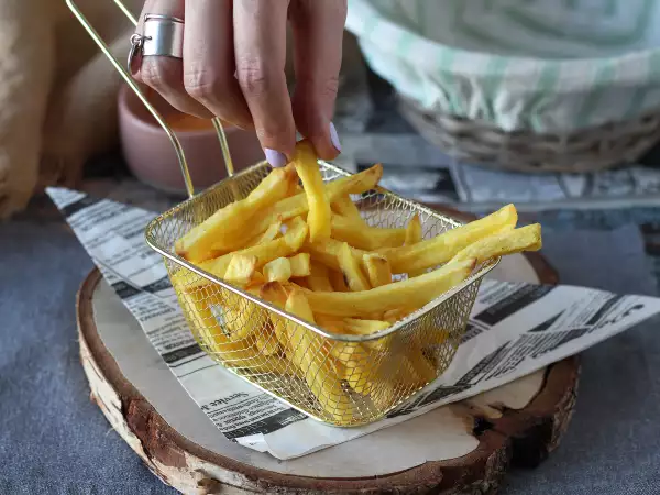 Recipe Ultra-crispy air fryer frozen fries!
