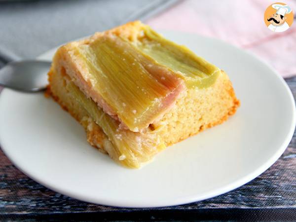 Upside-down rhubarb cake - photo 3