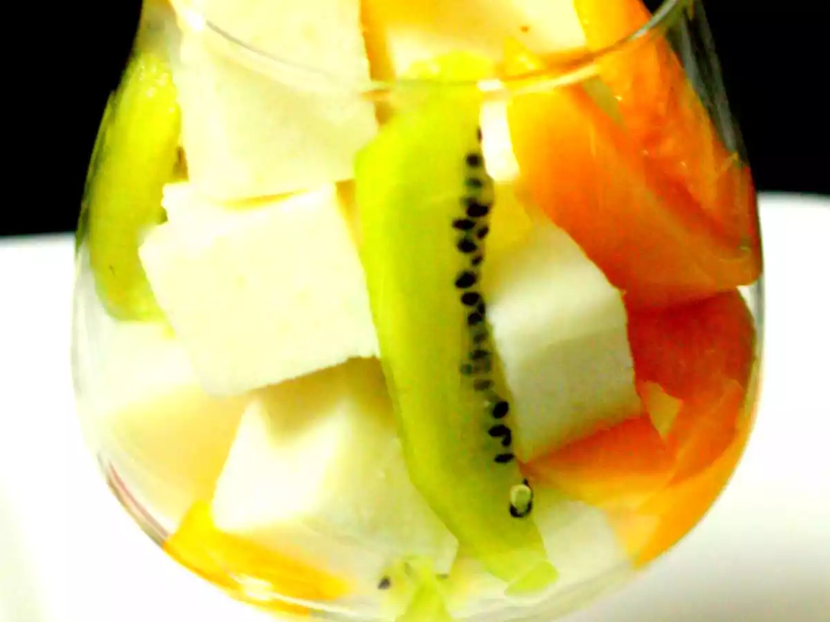 Vanilla Almond Jelly With Fruits