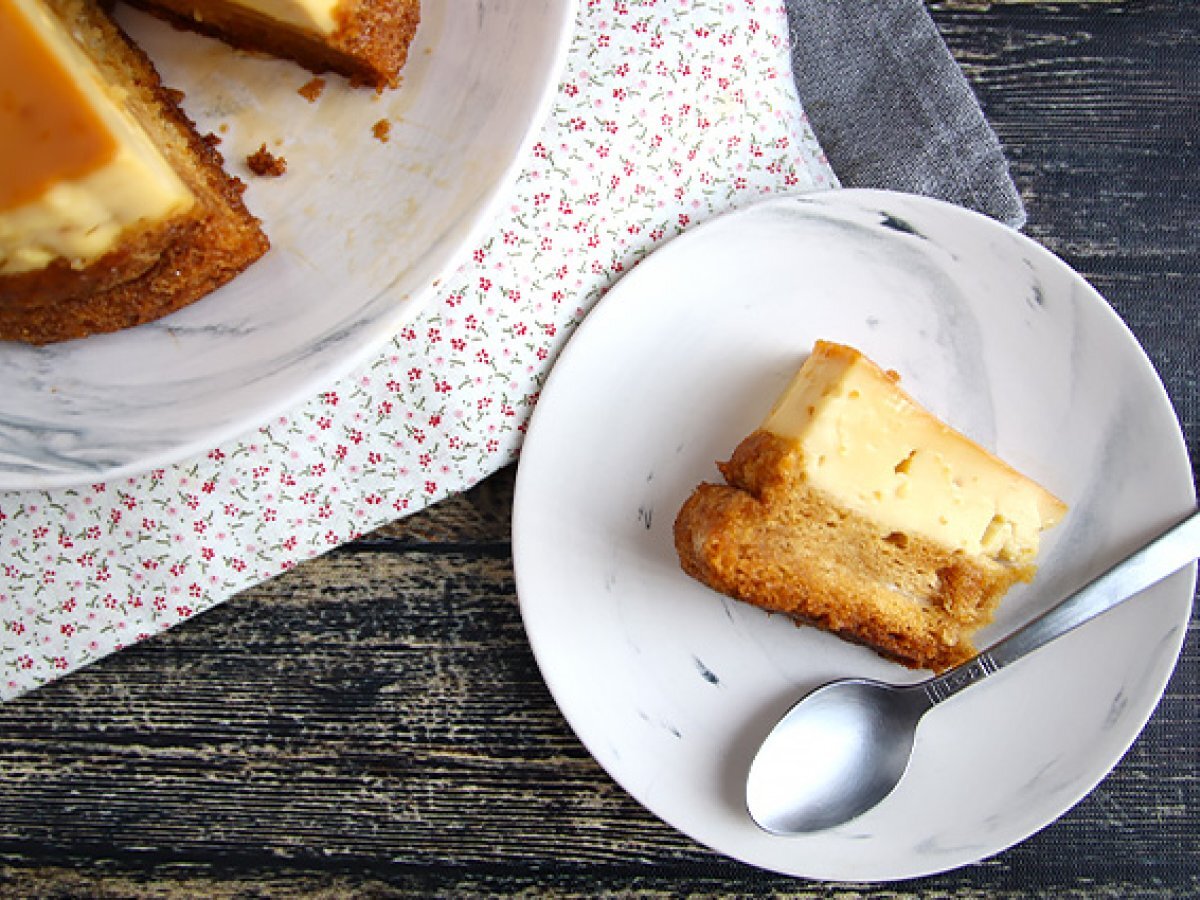 Vanilla flan cake with caramel - photo 3