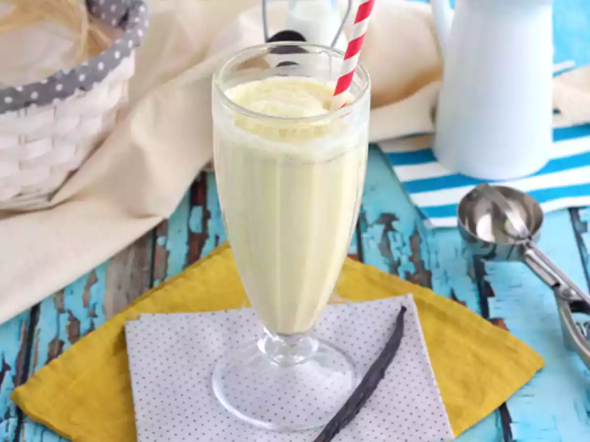 Vanilla milkshake
