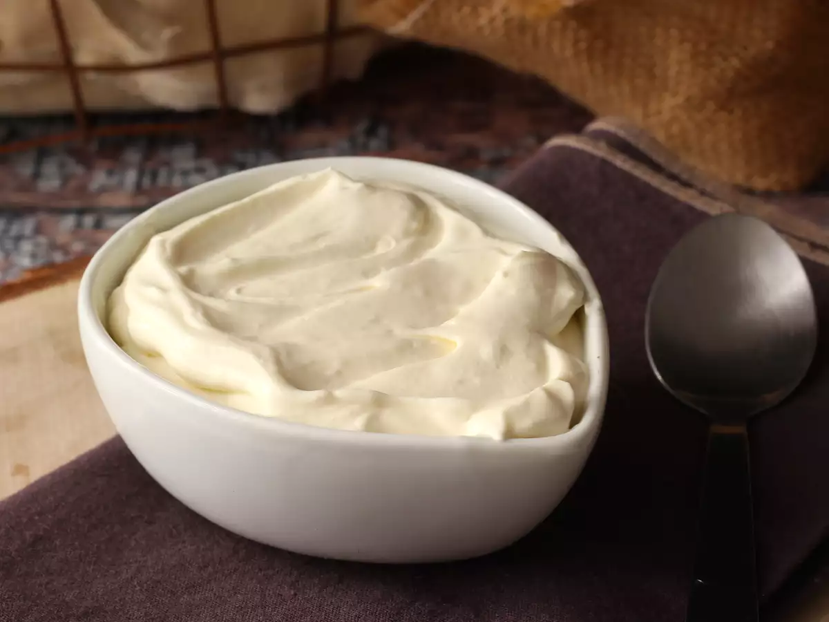 Vanilla whipped cream, the perfect filling for cakes and layer cakes! - photo 3