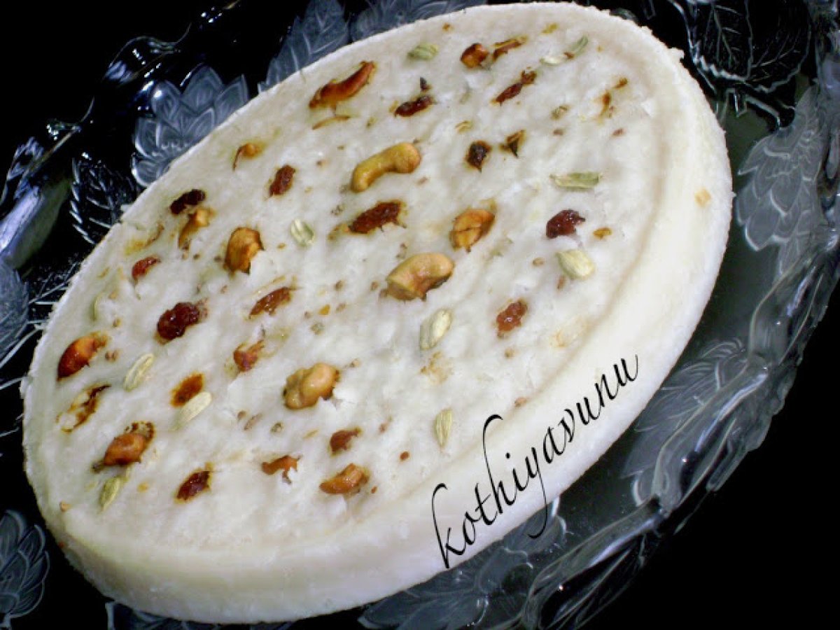 Vattayappam /Vatteyappam /Steamed Sweetened Rice Cake