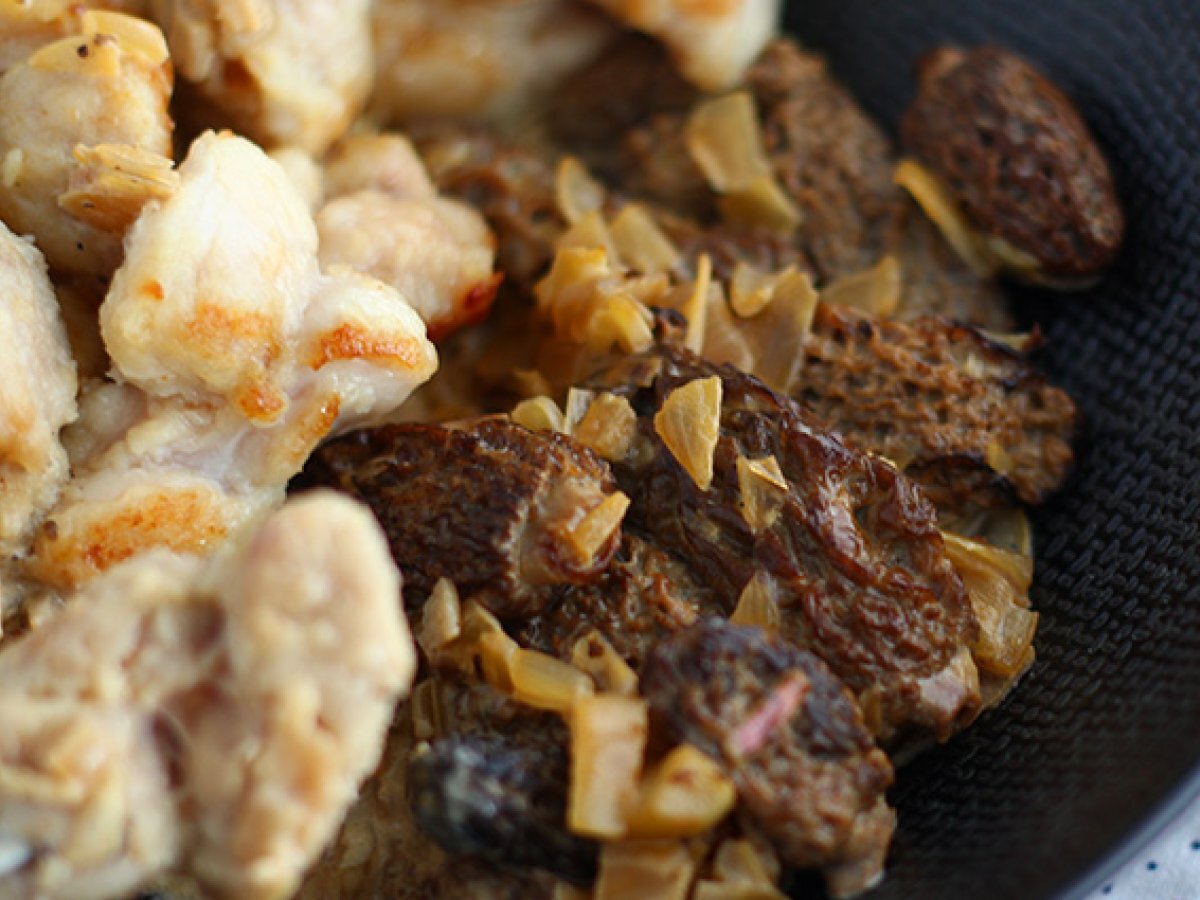 Veal sweetbread with Morels mushrooms - photo 3