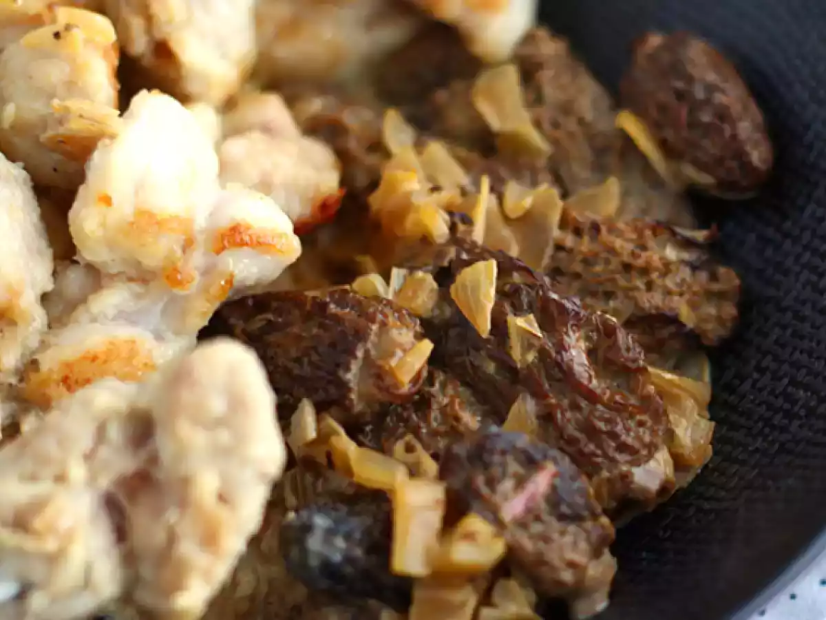 Veal sweetbreads with morel mushrooms - photo 3