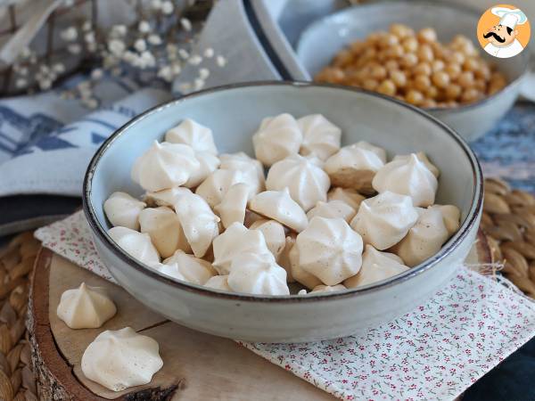 Vegan aquafaba meringues