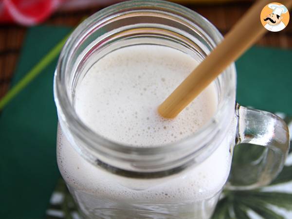 Vegan banana milkshake - photo 2