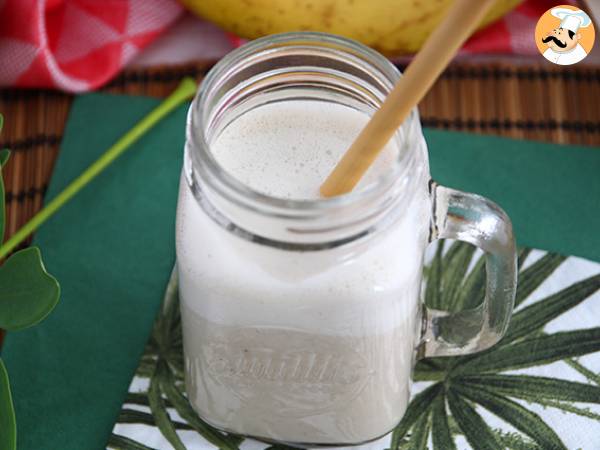 Vegan banana milkshake - photo 4