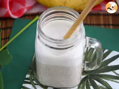 Vegan banana smoothie - photo 4