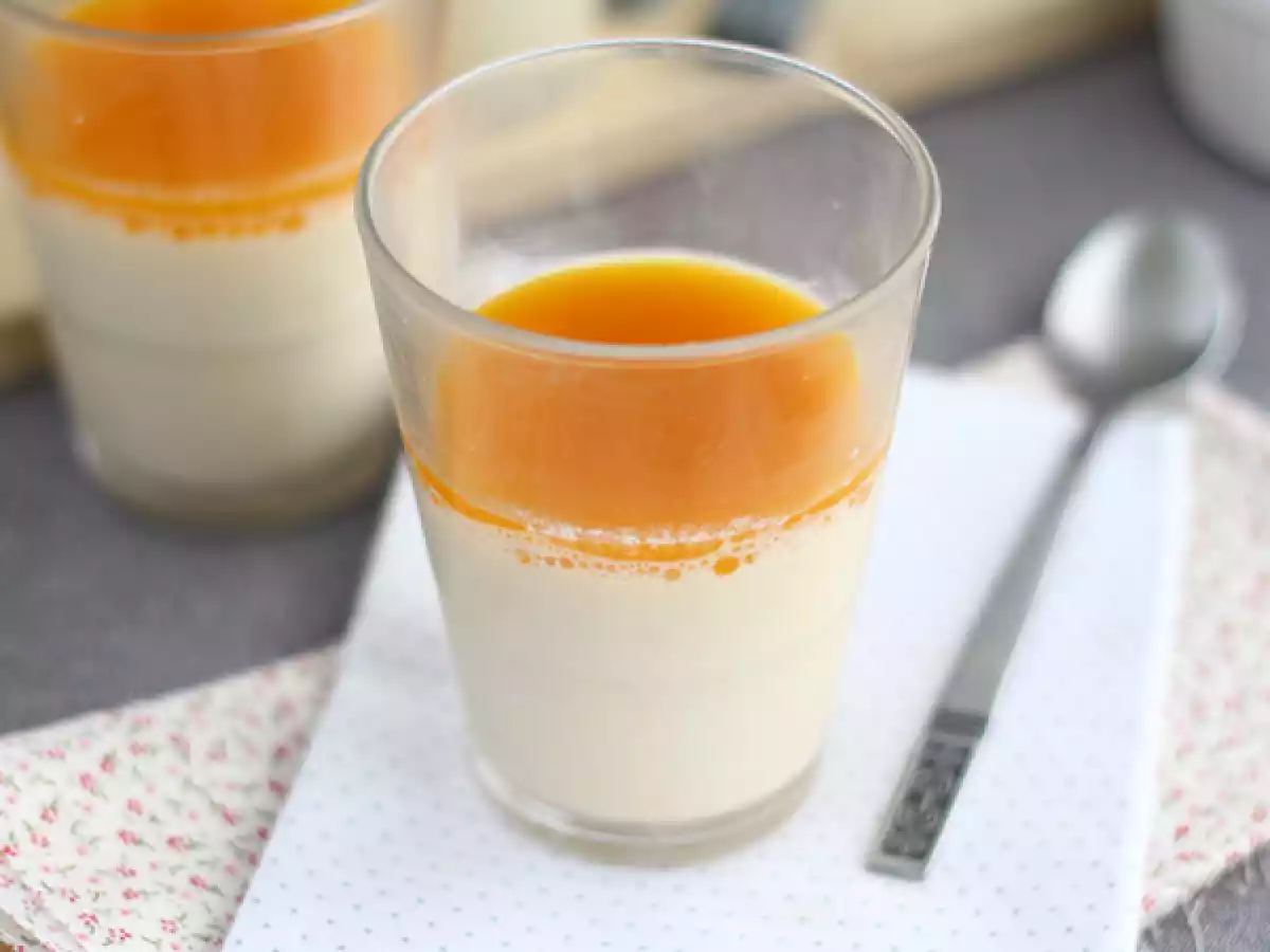 Vegan coconut panna cotta - video recipe!