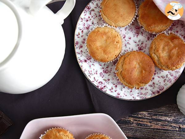 Vegan gluten-free chocolate-centered muffins - photo 3