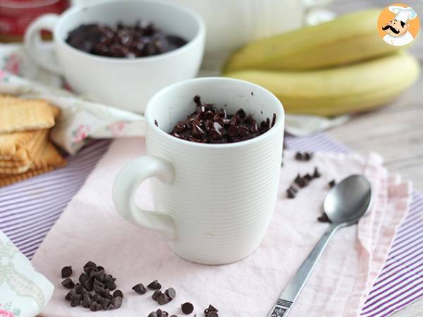 Vegan mug cake - chocolate and peanut butter in 1 minute - photo 4