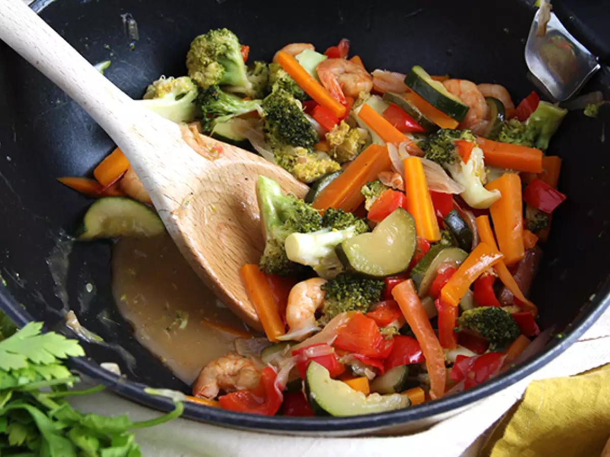 Vegetable and Shrimp Stir-Fry - photo 3