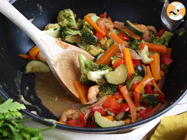 Vegetable and shrimp wok - photo 3