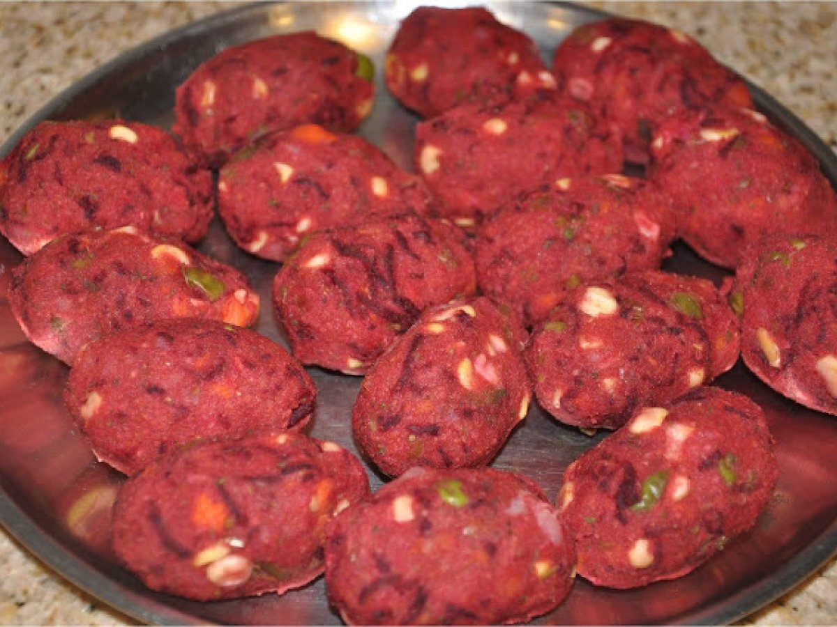 Vegetable Cutlet (with Beetroot) Chaat