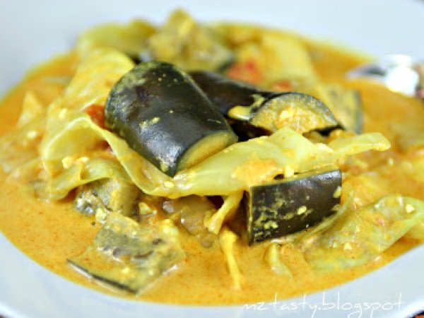 Vegetables Curry/Sayur Lemak