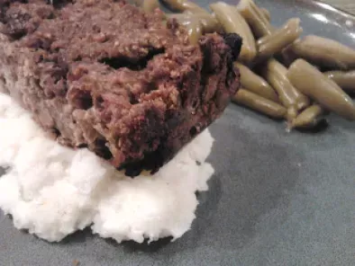 Vegetarian Cranberry-Blue Cheese Meatloaf Recipe