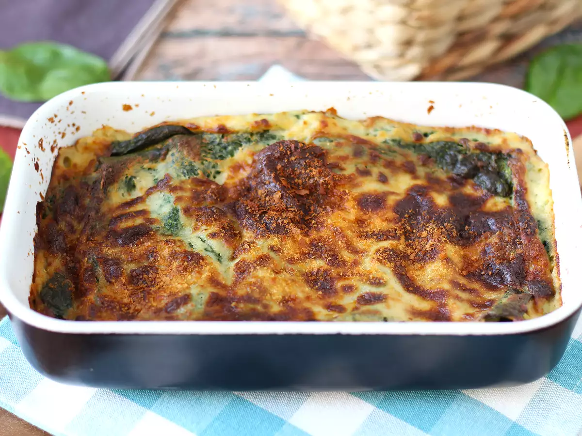 Vegetarian Lasagna with Spinach and Tofu Made in an Air Fryer - photo 3