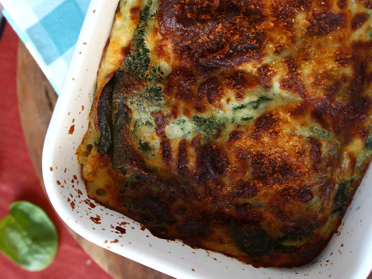 Vegetarian Lasagna with Spinach and Tofu Made in an Air Fryer - photo 4
