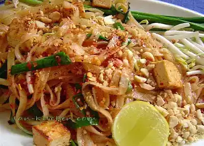 Vegetarian pad thai