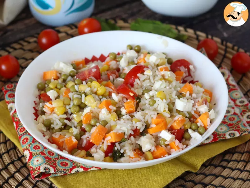 Vegetarian rice salad: feta, corn, carrots, peas, cherry tomatoes and mint, photo 5