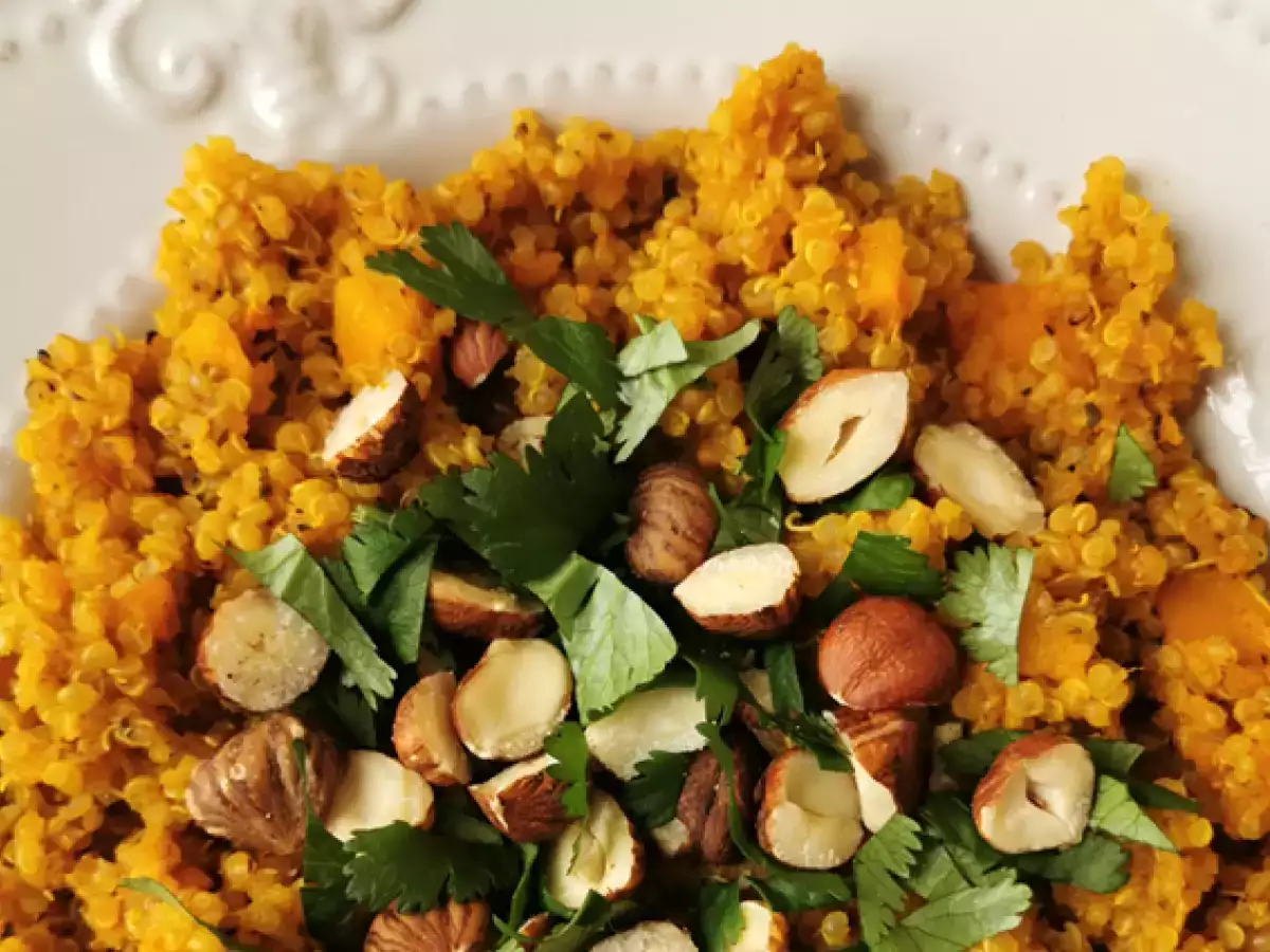 Vegetarian risotto with quinoa, butternut, hazelnuts and coriander - Quinotto - photo 3