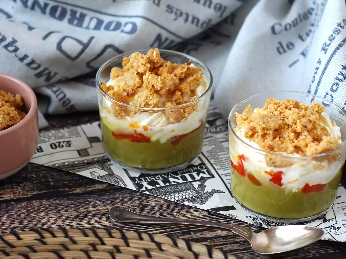 Vegetarian verrines: pea cream, parmesan crumble and mascarpone cream - photo 7