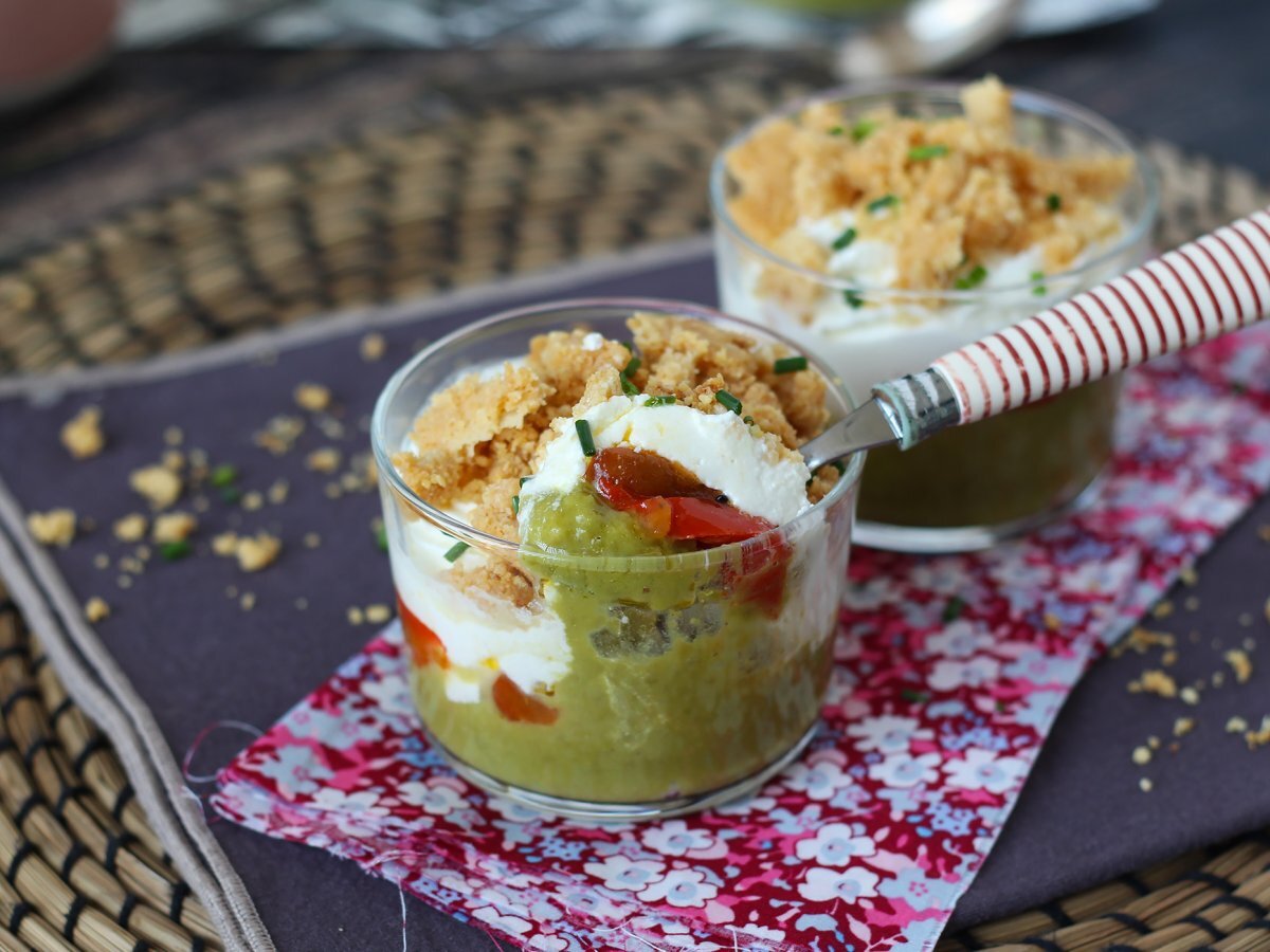 Vegetarian verrines: pea cream, parmesan crumble and mascarpone cream - photo 8