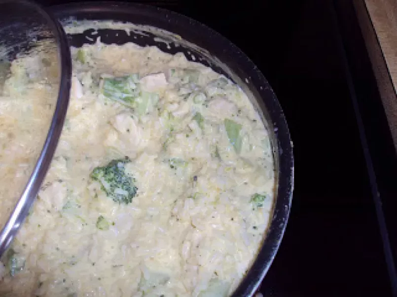 Velveeta Cheesy Chicken & Broccoli Rice, photo 2