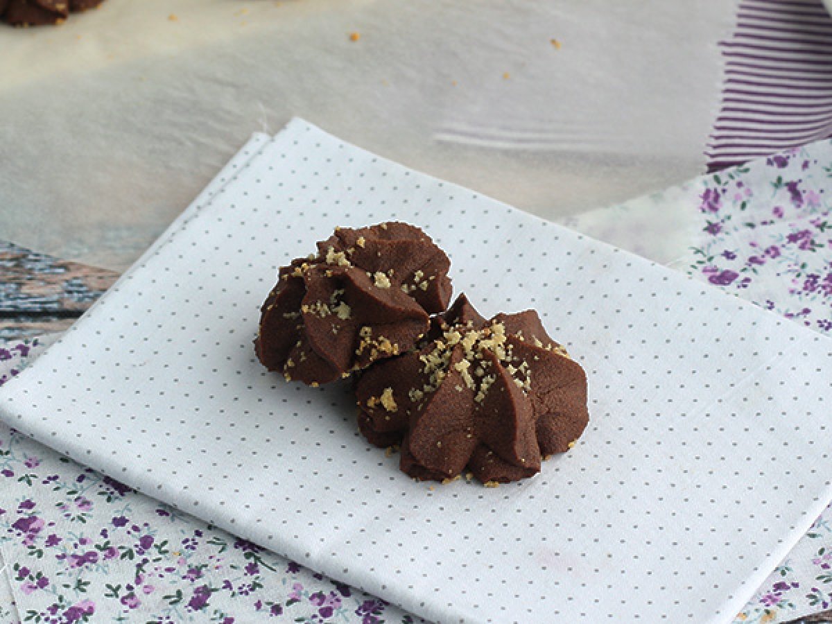 Viennese biscuits with cocoa, butter cookies - photo 3