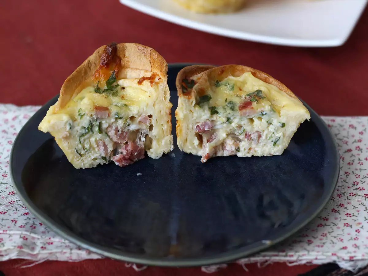 What can you make with tortillas? Easy, budget-friendly mini quiches! - photo 5