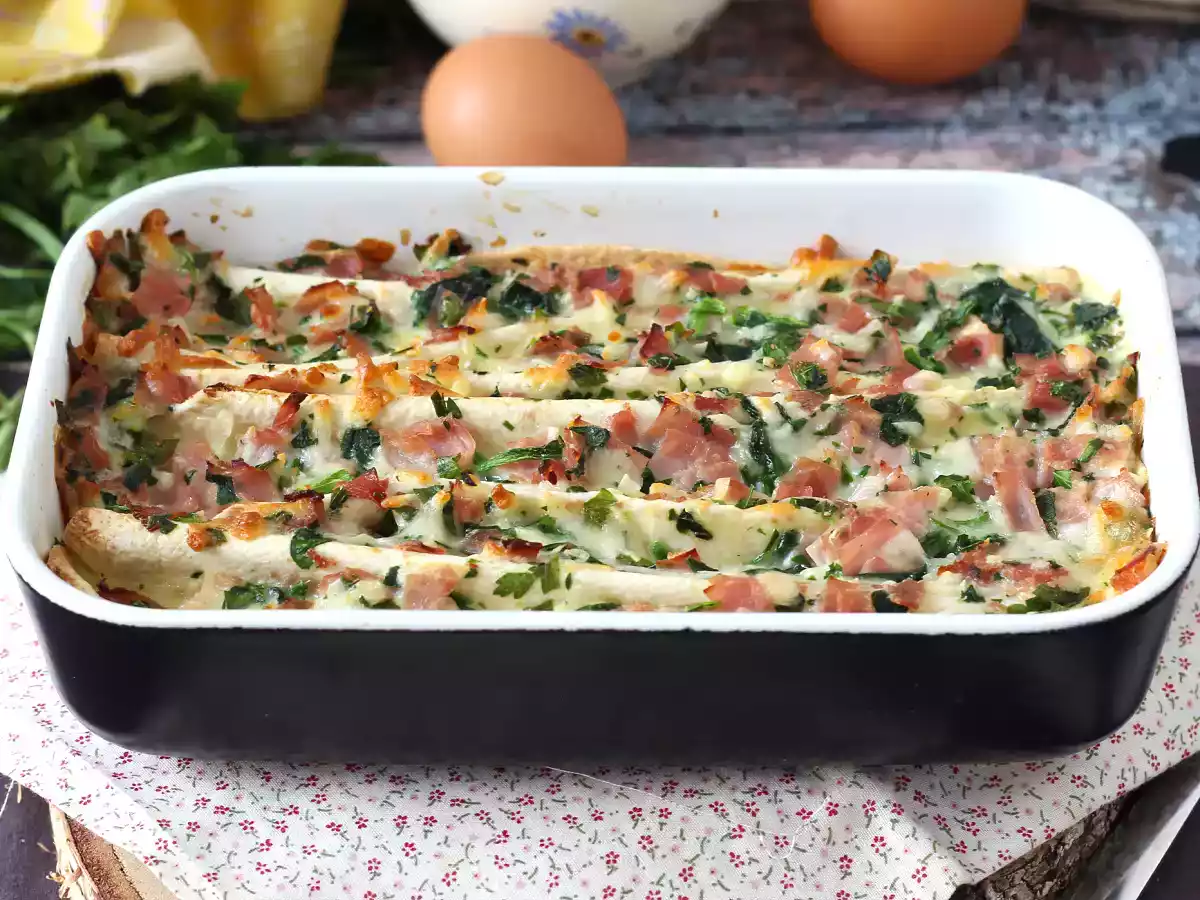 What to do with tortillas? ham, spinach and mozzarella crinkle cake - photo 7